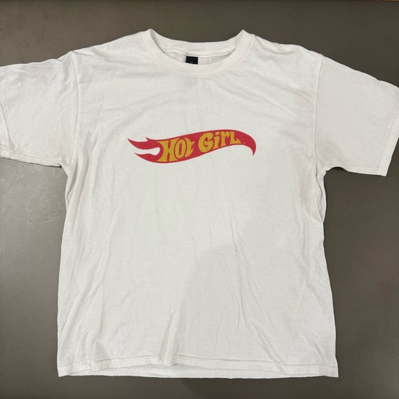 Tops - 3/$10 🛒🛍️ Hot Girl White Tee Shirt - Size Youth Large